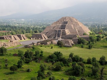 Teotihuacan & Shrine of Guadalupe